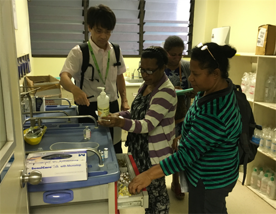 An expert from DCC ning the visit to Port Moresby General Hospital, July 2018 An expert from DCC ning the visit to Port Moresby General Hospital, July 2018