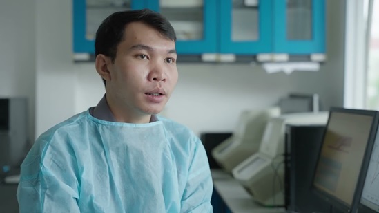 A laboratory technician in Lao PDR